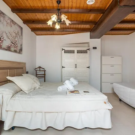 Casa Petra بيت للعطل